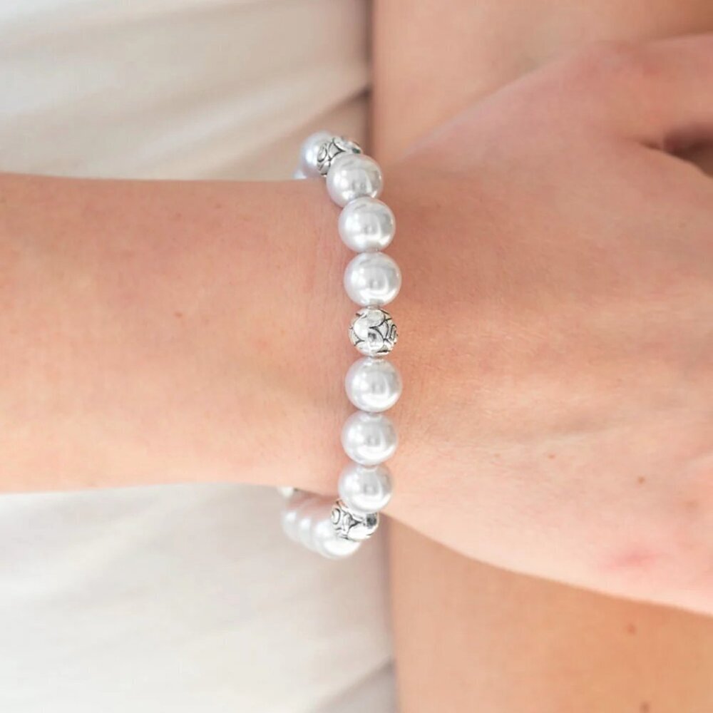Paparazzi Jewelry Accessories - Rosy Radiance - Silver Bracelet - Vintage